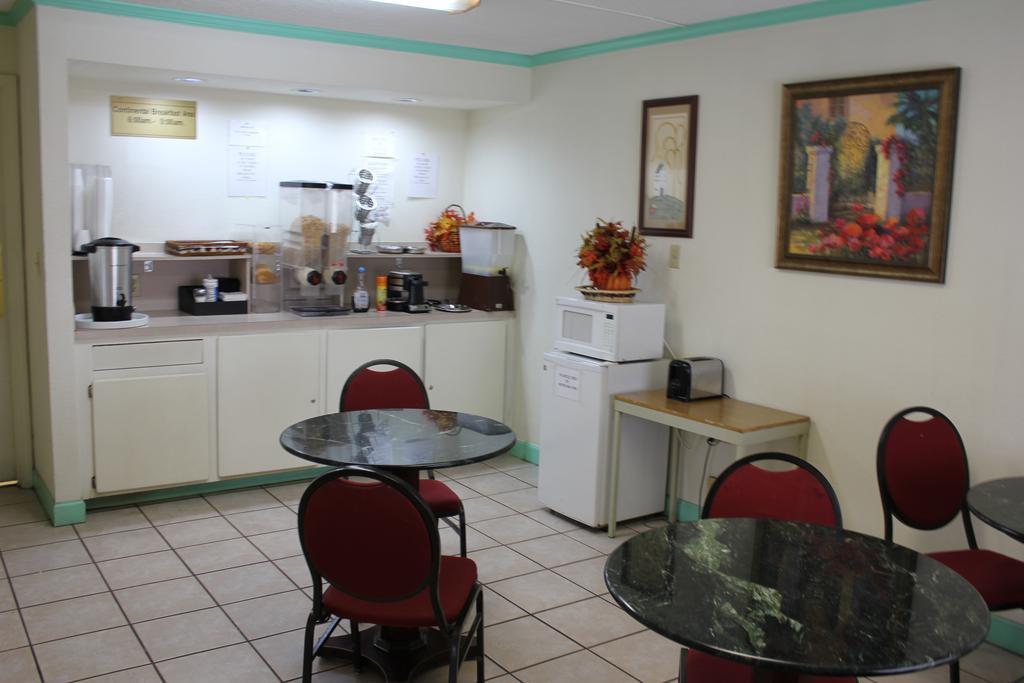 Alojamento Econo Airport Area